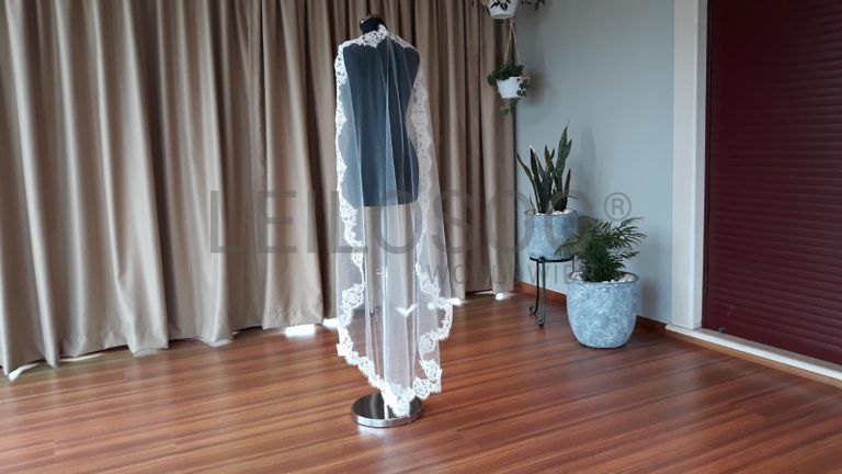 Grande Leilão de Vestidos de Noiva e Cerimónia