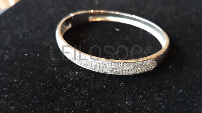 Grande Leilão de Vestidos de Noiva e Cerimónia