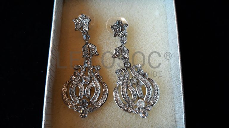 Grande Leilão de Vestidos de Noiva e Cerimónia