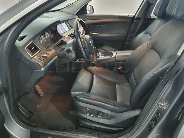 BMW 530D · Ano 2010