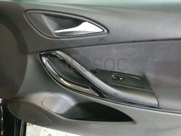 Opel Astra 1.4 Turbo · Ano 2017