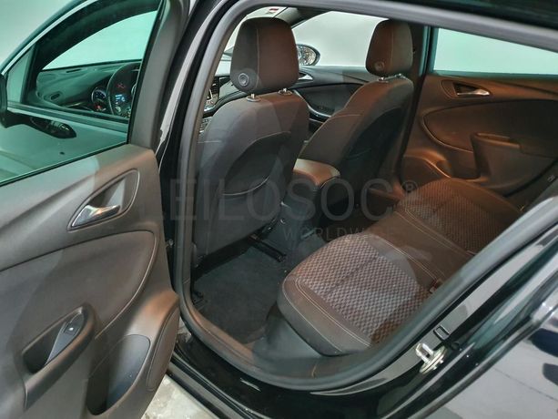 Opel Astra 1.4 Turbo · Ano 2017