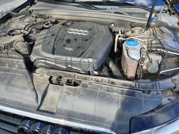 Audi A4 2.0 TDI · Ano 2012