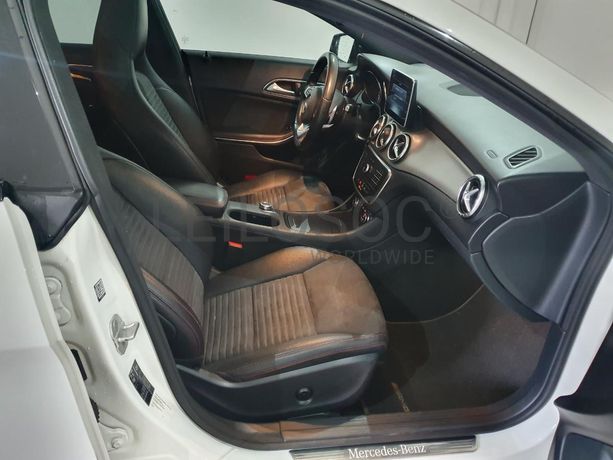 Mercedes-Benz CLA 200 CDI KIT AMG · Ano 2015
