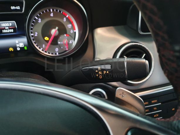 Mercedes-Benz CLA 200 CDI KIT AMG · Ano 2015