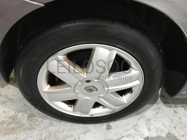 Renault Laguna 1.9 DCI · Ano 2004