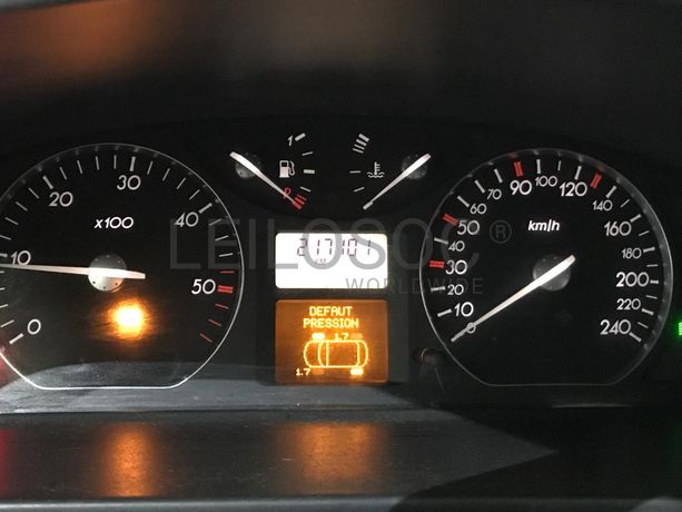 Renault Laguna 1.9 DCI · Ano 2004