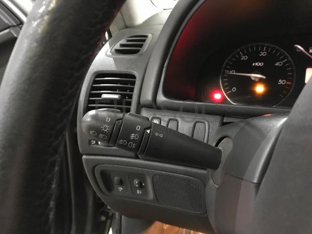 Renault Laguna 1.9 DCI · Ano 2004