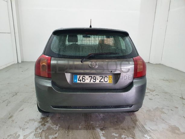 Toyota Corolla 1.4D · Ano 2004