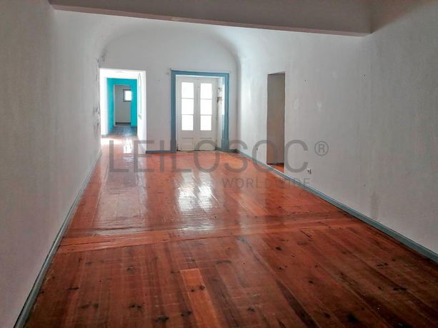 Edifício Histórico · Évora