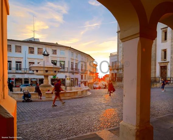 Edifício Histórico · Évora