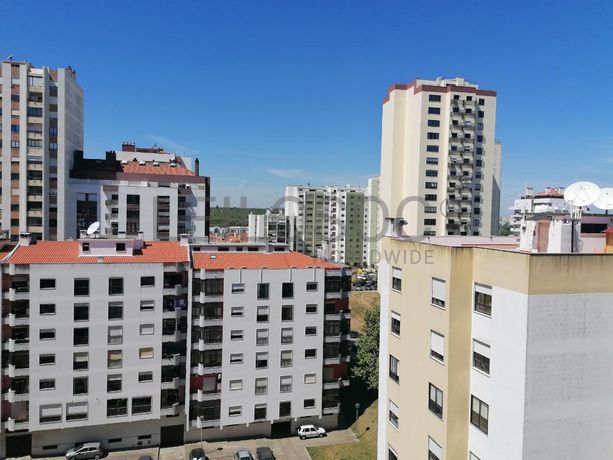 Apartamento T3 · Alfragide, Amadora