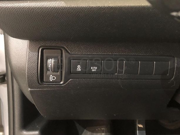 Peugeot 308 · Ano 2015