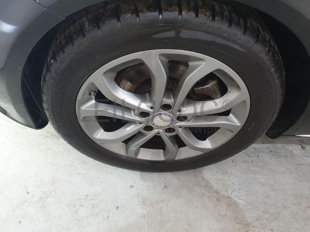 Mercedes-Benz C200 bluetec 1.6D · Ano 2015