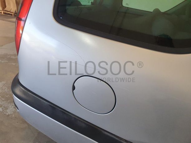 Renault Laguna 1.9 DTI · Ano 1999