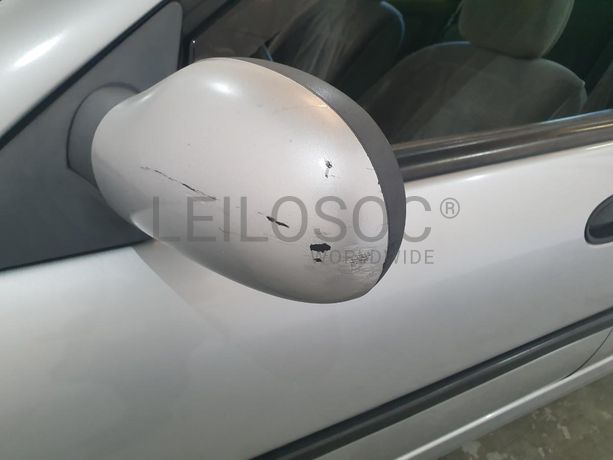 Renault Laguna 1.9 DTI · Ano 1999