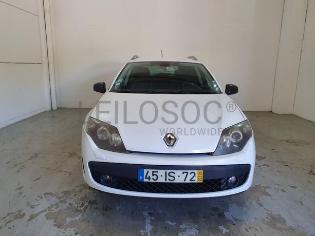 Renault Laguna 2.0 DCI · Ano 2010