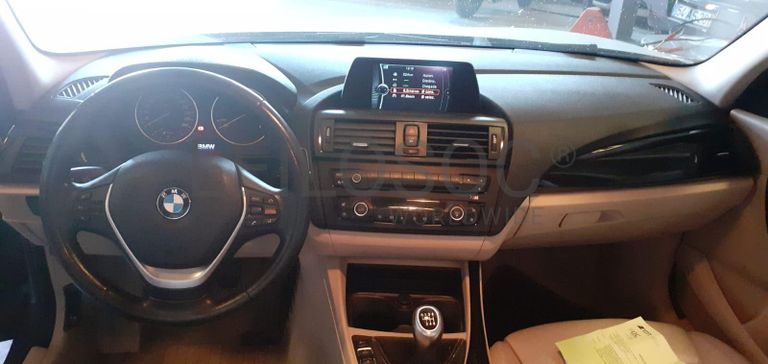 BMW 118D · Ano 2012