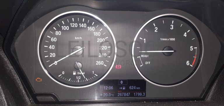 BMW 118D · Ano 2012