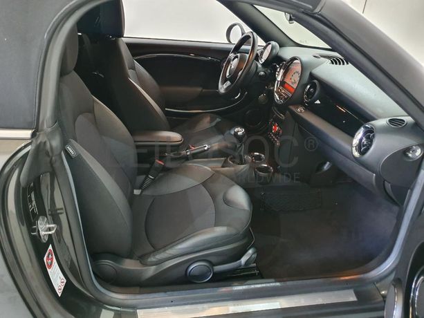 Mini Cooper Cabrio 1.6 · Ano 2013