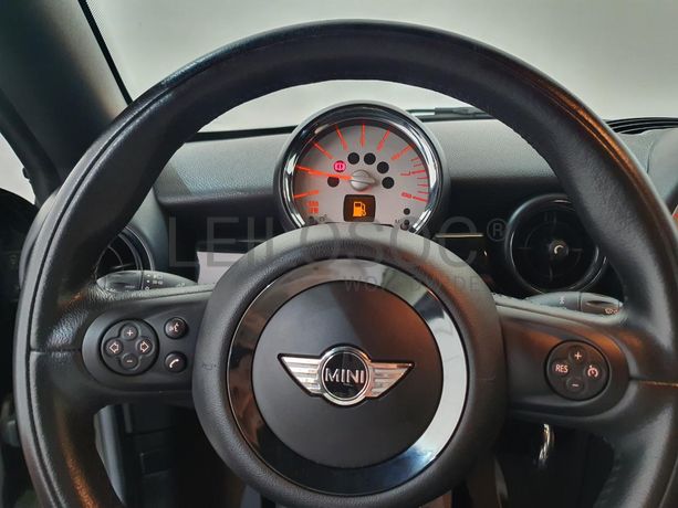 Mini Cooper Cabrio 1.6 · Ano 2013