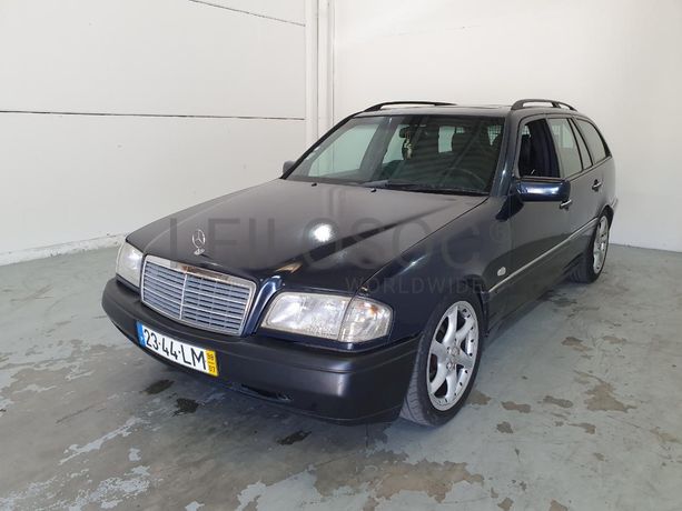 Mercedes-Benz C220 CDI · Ano 1998