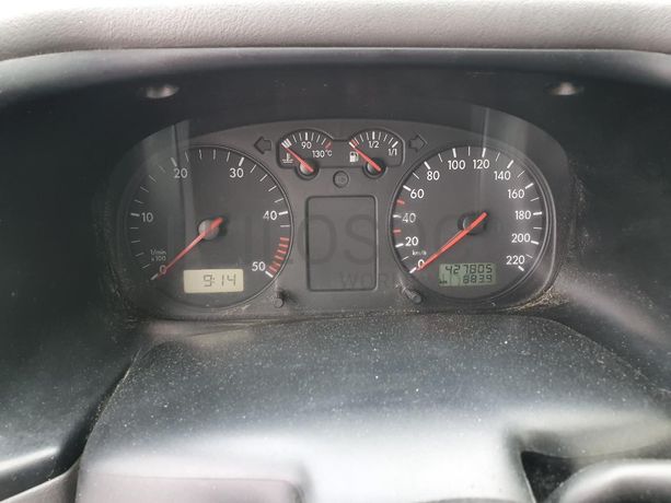 Volkswagen Transporter 2.5 TDI · Ano 2003