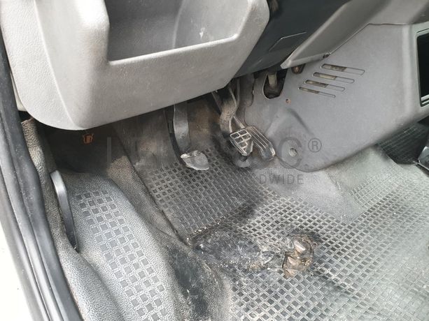 Volkswagen Transporter 2.5 TDI · Ano 2003