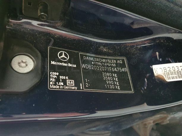 Mercedes-Benz C200 CDI · Ano 2004