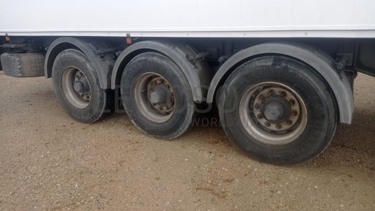 Semirreboque Mursem · Ano 2003