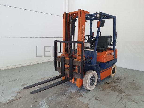 Empilhador Toyota 1500 KG