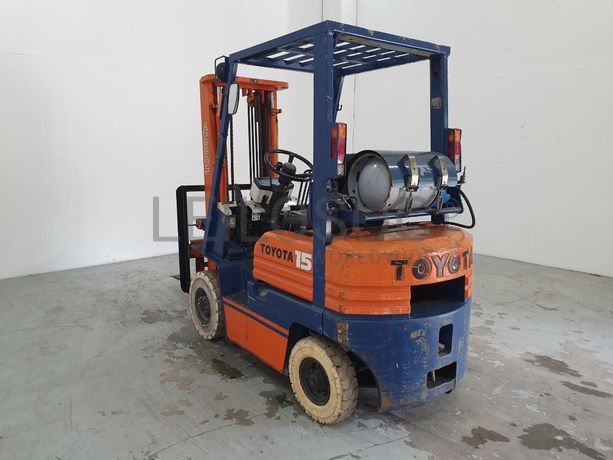 Empilhador Toyota 1500 KG