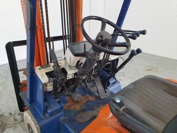 Empilhador Toyota 1500 KG