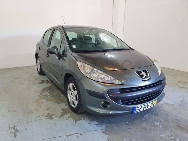 Peugeot 207 1.4 HDI · Ano 2006