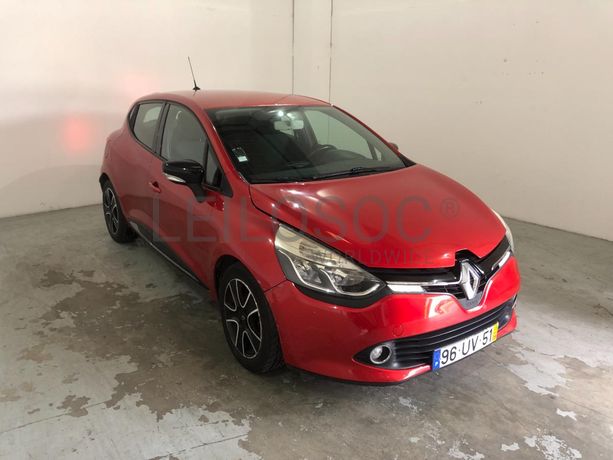 Renault Clio 1.5 DCI · Ano 2013