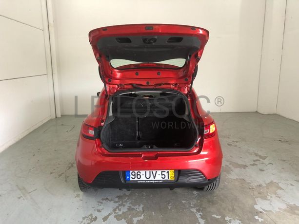 Renault Clio 1.5 DCI · Ano 2013