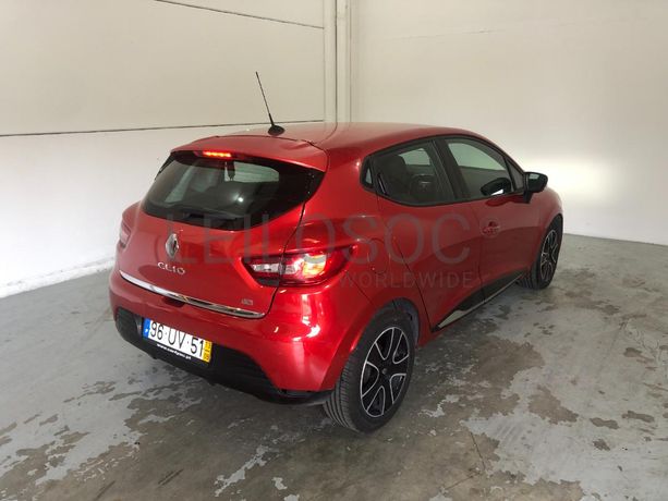 Renault Clio 1.5 DCI · Ano 2013