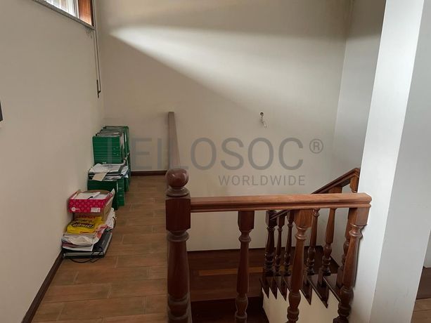 Moradia V5 · Paredes