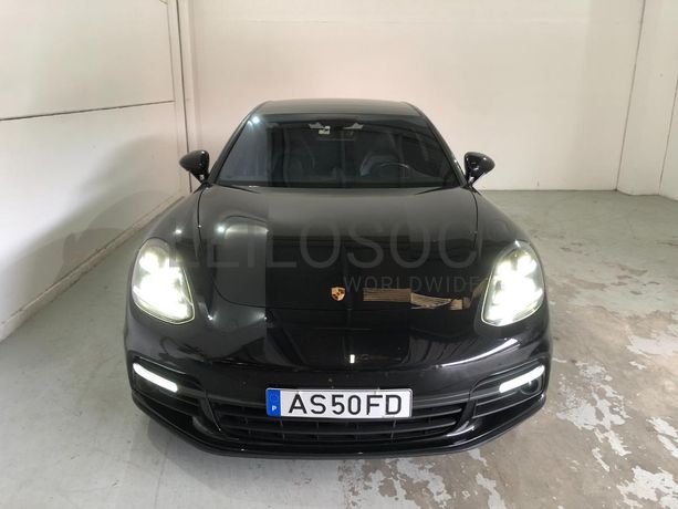 Porsche Panamera 4S · Ano 2017