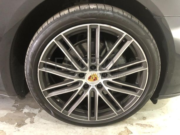 Porsche Panamera 4S · Ano 2017