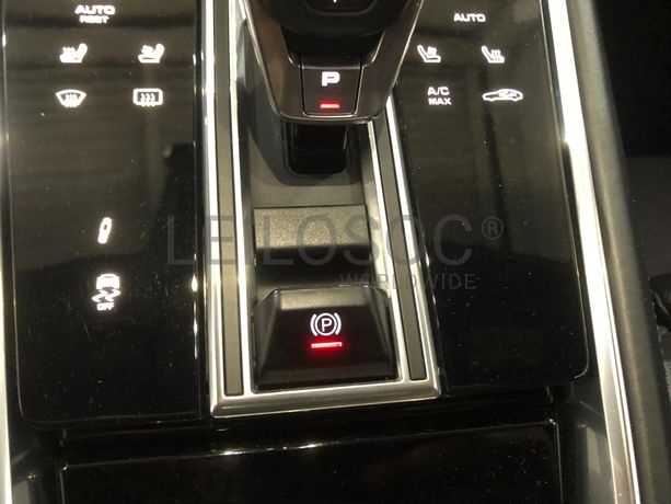 Porsche Panamera 4S · Ano 2017