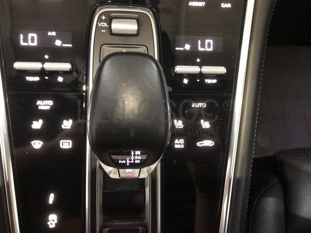 Porsche Panamera 4S · Ano 2017