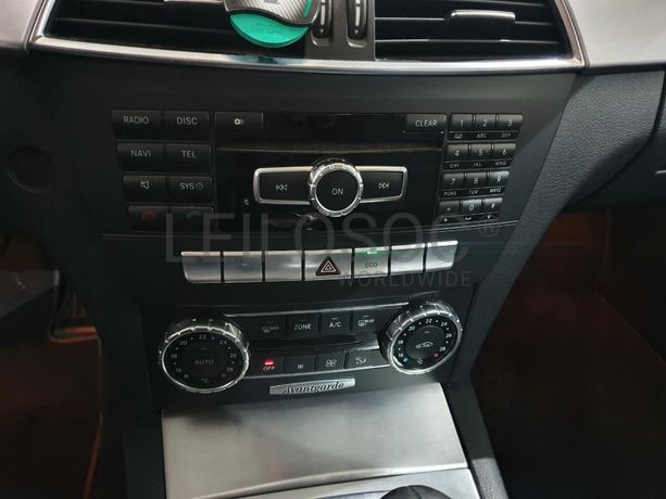 Mercedes-Benz C220 CDI · Ano 2011