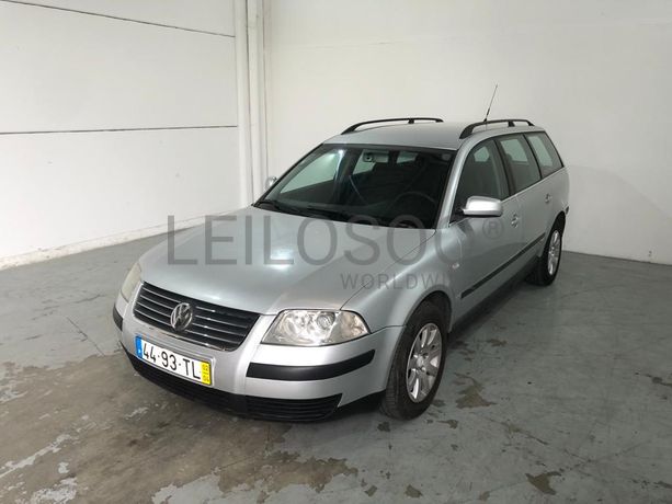 Volkswagen Passat TDI · Ano 2002