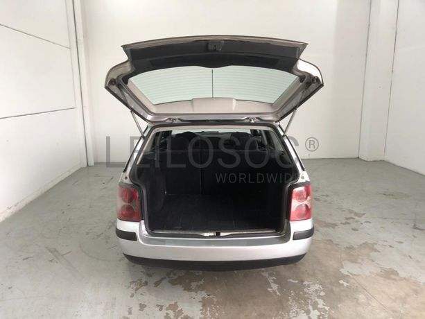 Volkswagen Passat TDI · Ano 2002