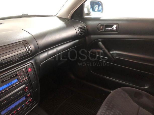 Volkswagen Passat TDI · Ano 2002