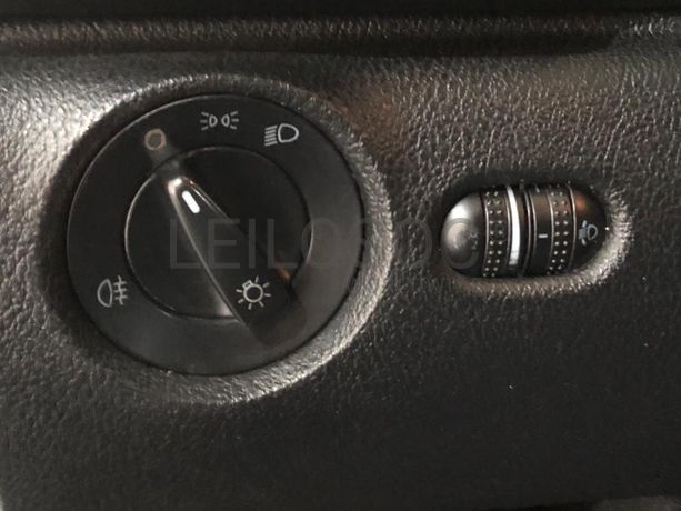 Volkswagen Passat TDI · Ano 2002