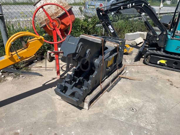 Tesoura Demolição Mustang