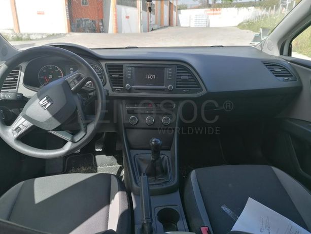 Seat Leon 1.6TDI · Ano 2013