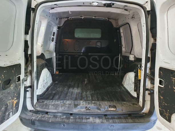 Renault Kangoo 1.5 DCI · Ano 2015